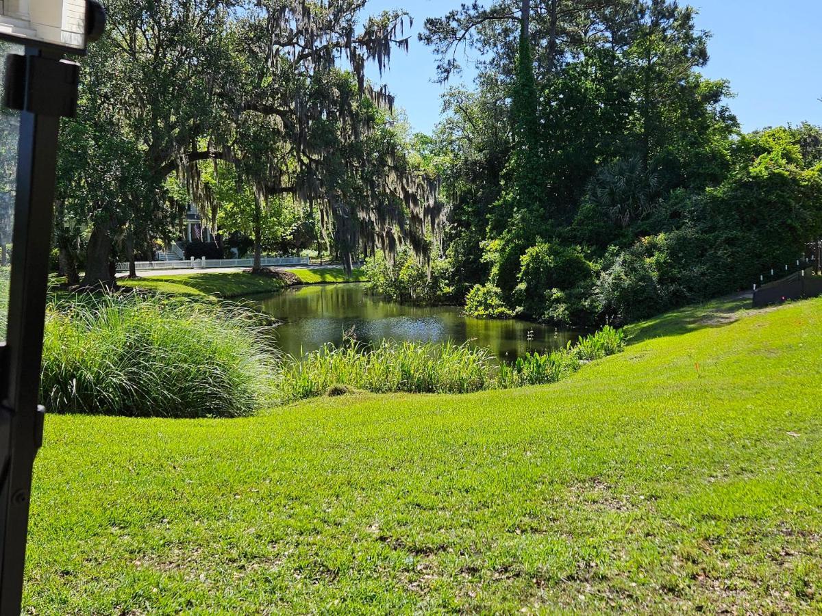 Low Country Cottage In Beautiful Habersham Beaufort Bagian luar foto